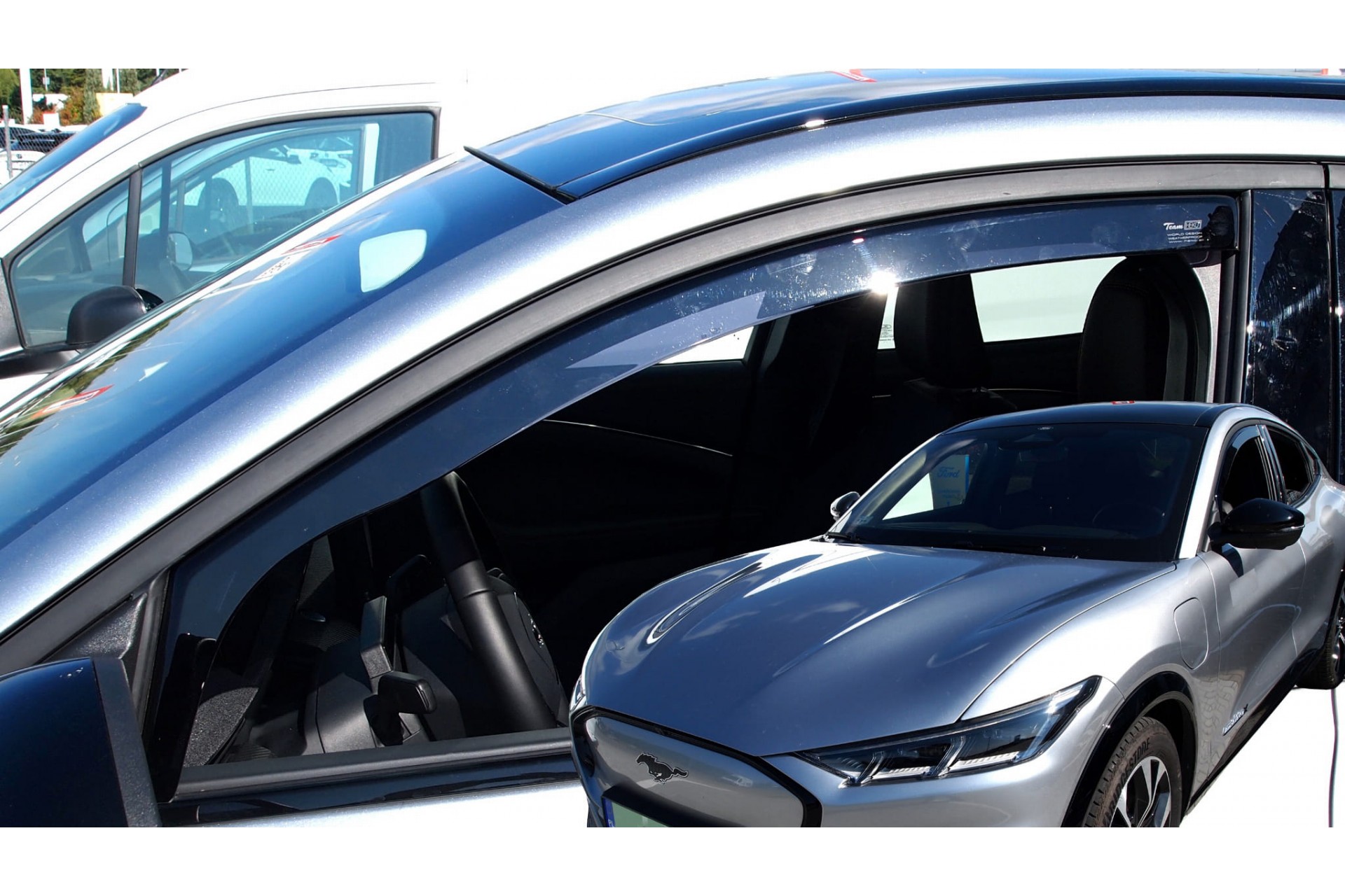 Βλησαρούλης Car Center - ΑΝΕΜΟΘΡΑΥΣΤΕΣ ΓΙΑ FORD MUSTANG MACH-E 5D 2020+  -  ΑΥΤΟΚΙΝΗΤΟΥ ΑΠΟ ΕΥΚΑΜΠΤΟ ΦΙΜΕ ΠΛΑΣΤΙΚΟ HEKO - 2 ΤΕΜ.