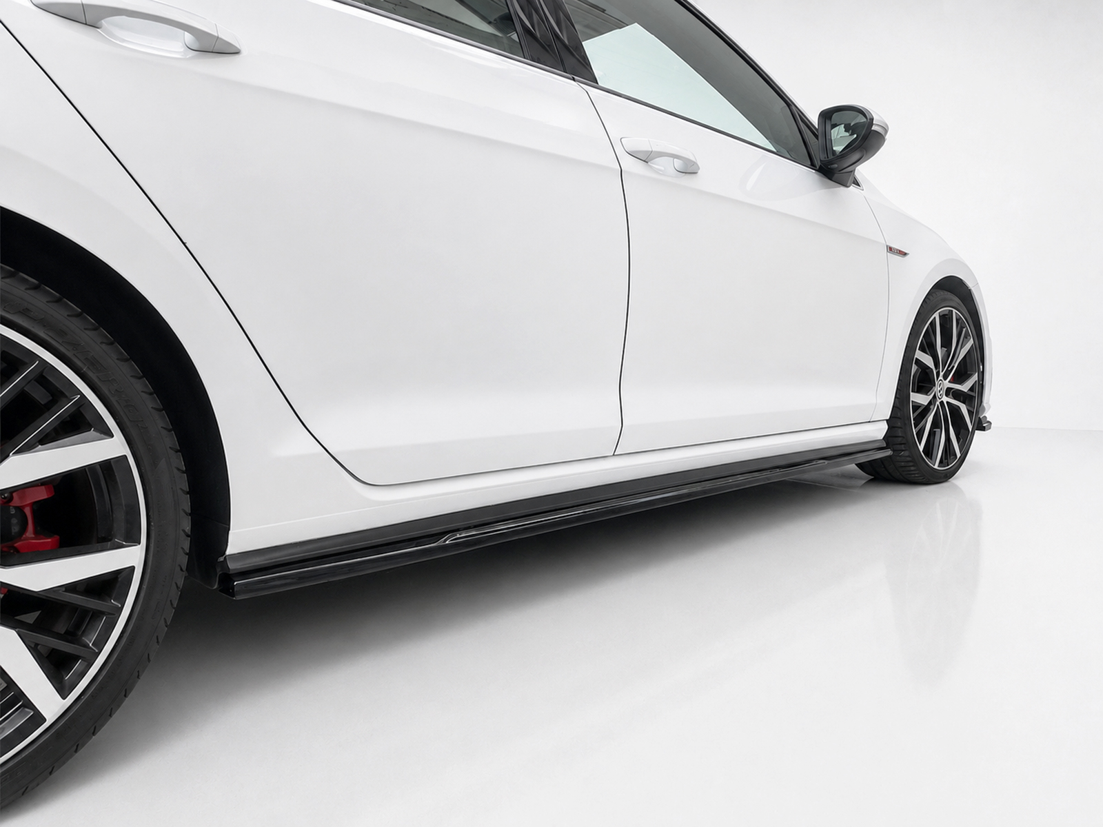 Βλησαρούλης Car Center - Motordrome - Επιπρόσθετα Μαρσπιέ για Volkswagen Golf Mk7 / MK7 Facelift GTI - 1 Σετ. (K196-002)